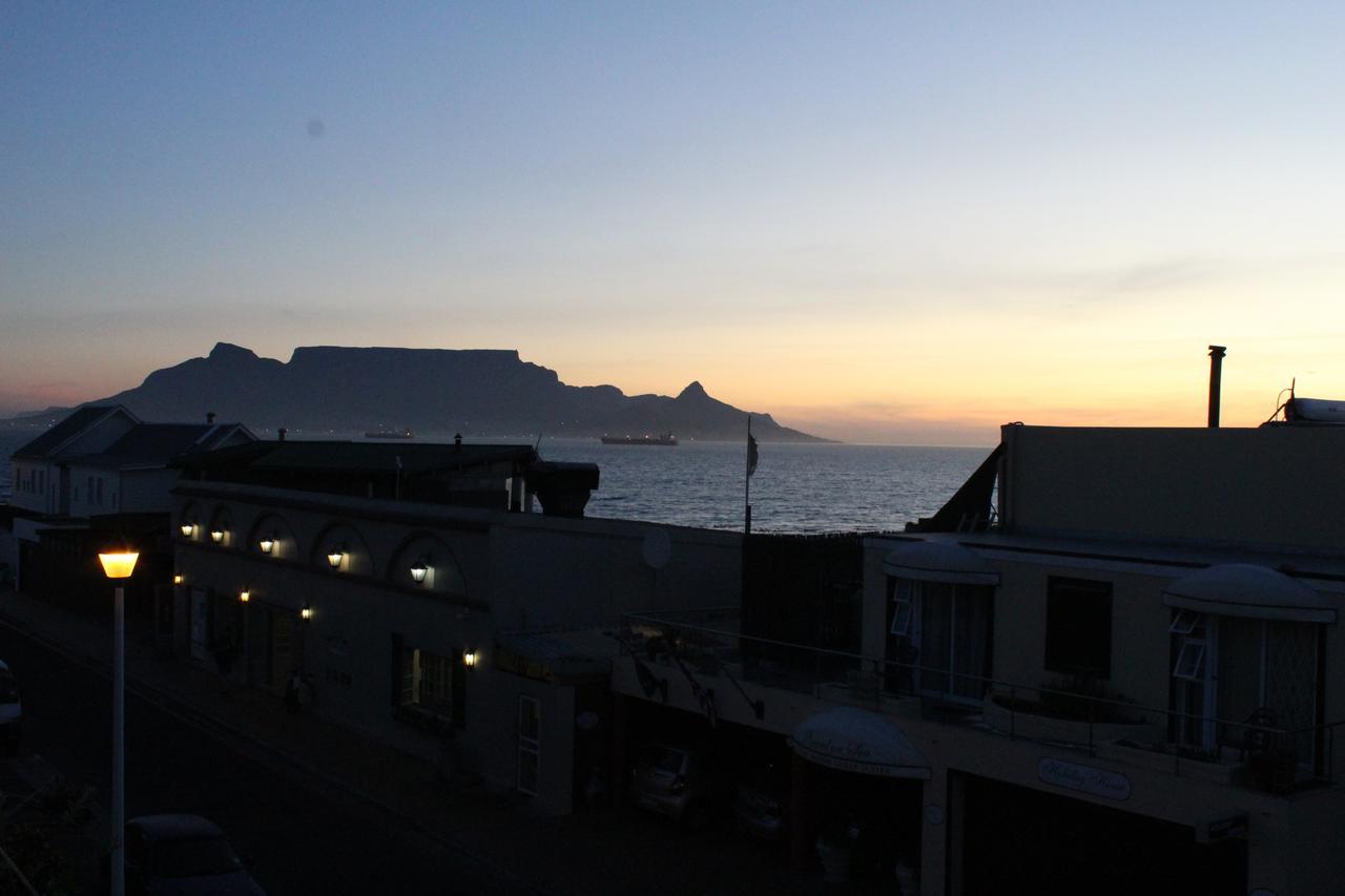 White Waves Beach House Bloubergstrand Extérieur photo