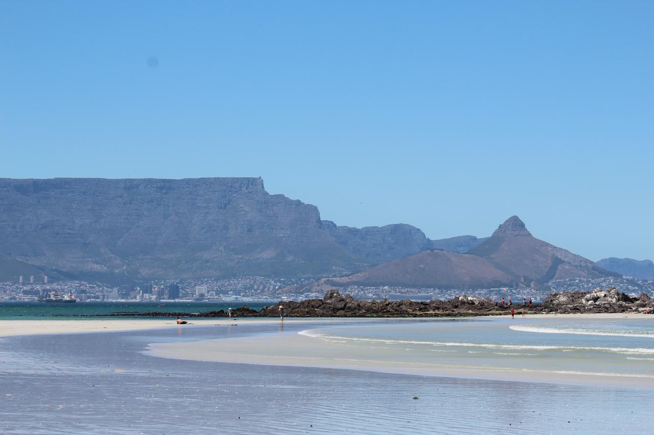White Waves Beach House Bloubergstrand Extérieur photo