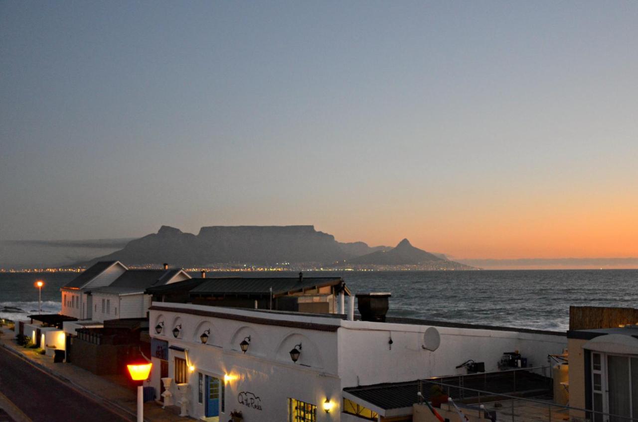 White Waves Beach House Bloubergstrand Extérieur photo