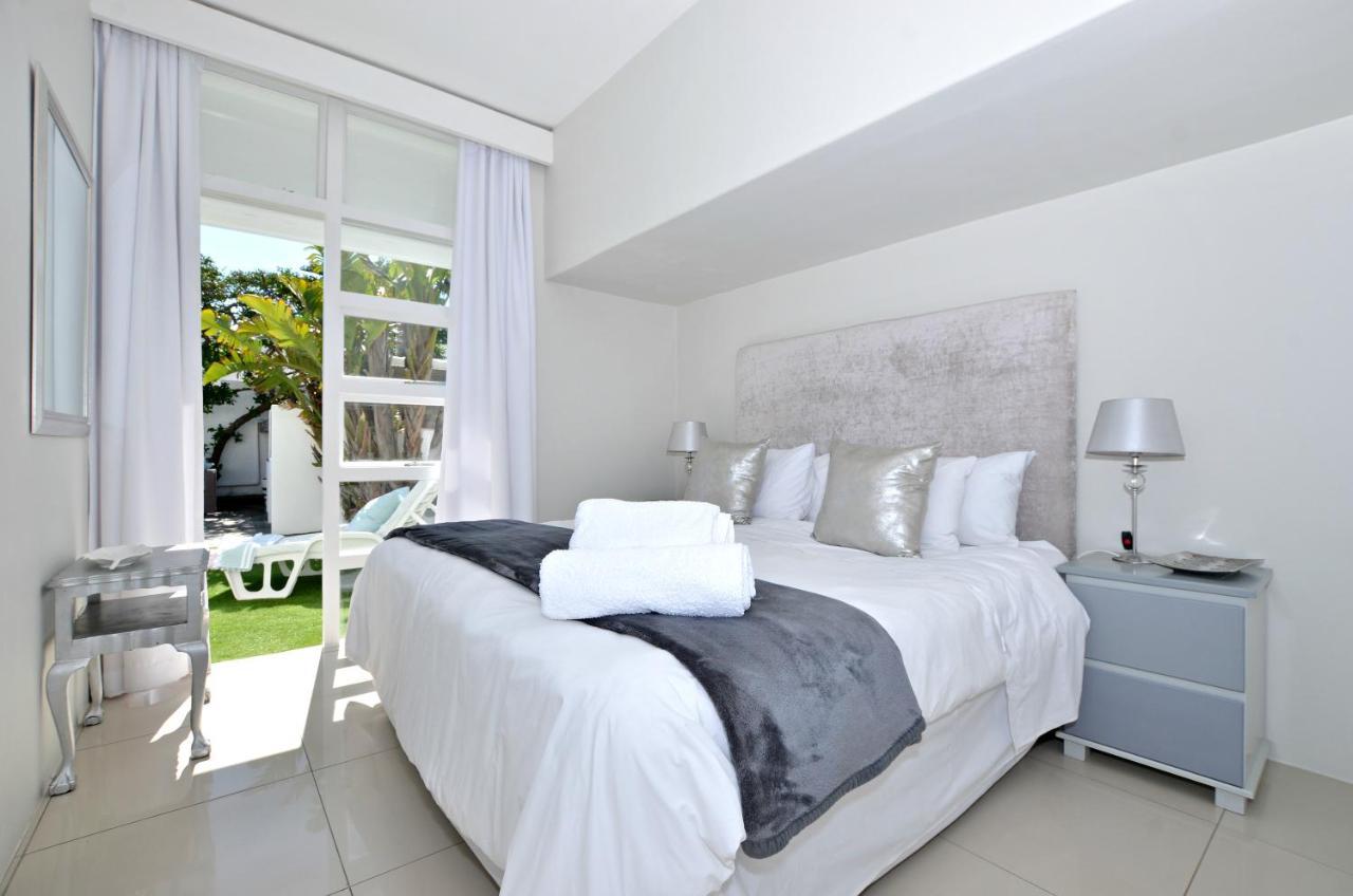 White Waves Beach House Bloubergstrand Extérieur photo
